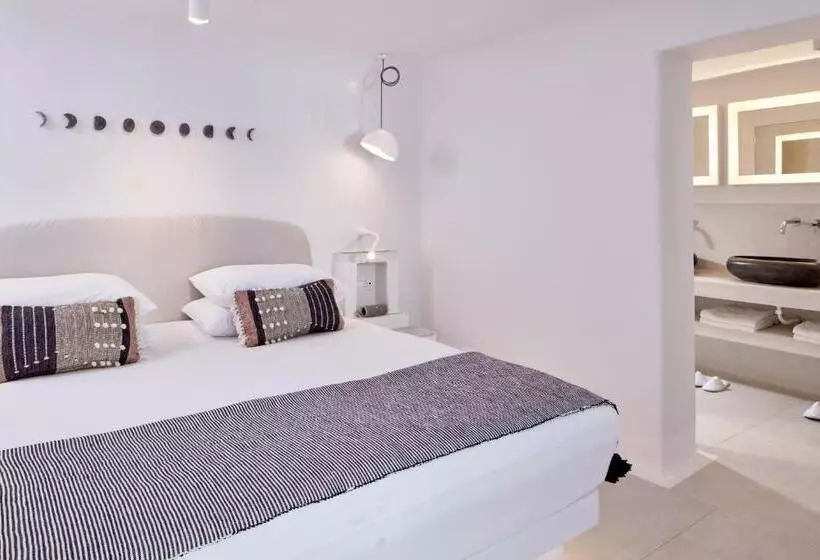 سوئیت با چشمانداز, Cosmopolitan Suites - Small Luxury Hotels Of The World