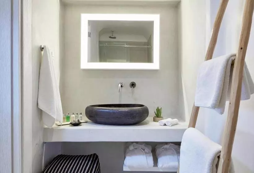 اتاق سوپریور با چشمانداز, Cosmopolitan Suites - Small Luxury Hotels Of The World