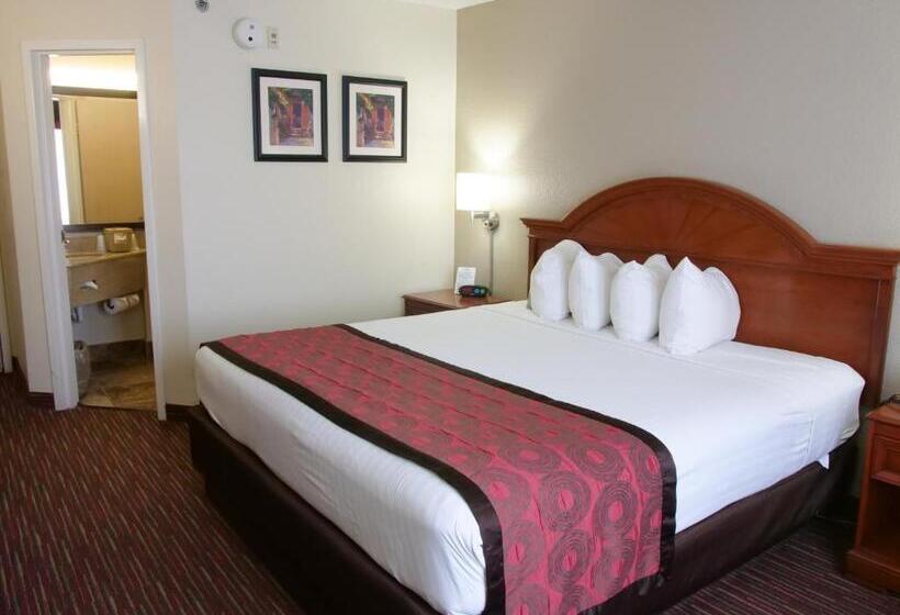 اتاق استاندارد با تخت بزرگ برای معلولان, Baymont By Wyndham Louisville East