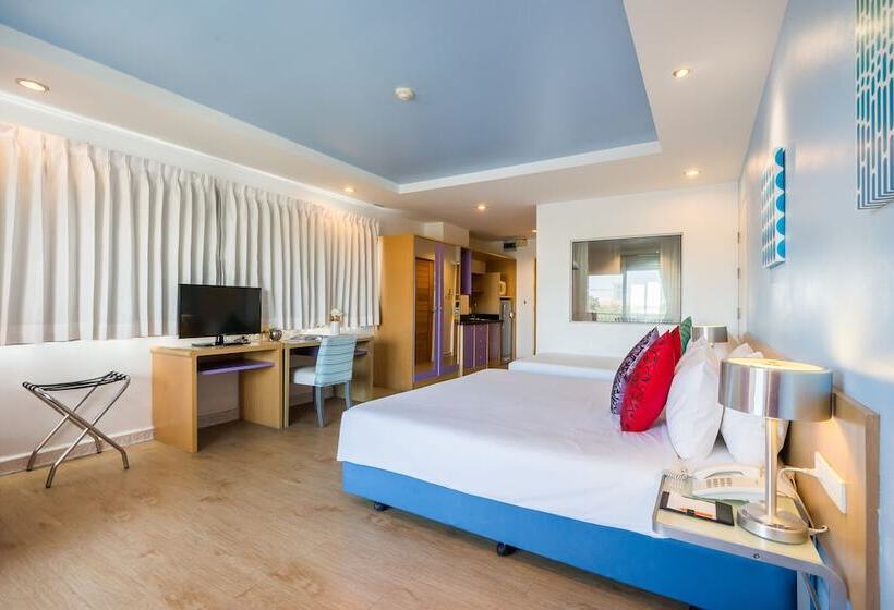 اتاق لوکس با چشم‌انداز استخر, Best Bella Pattaya