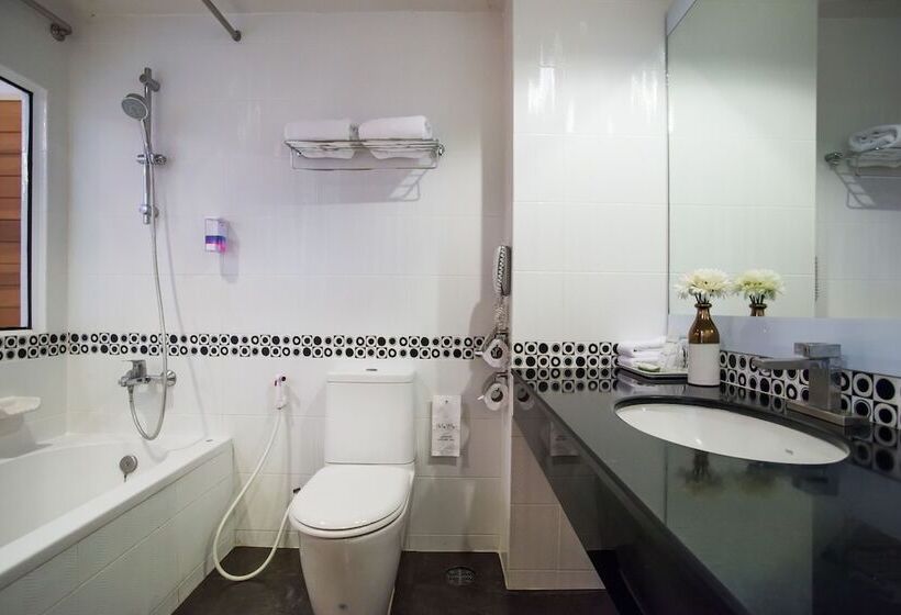 سوئیت خانواده 2 خوابه, Best Bella Pattaya