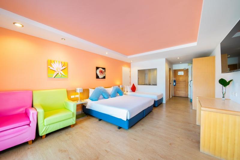 اتاق لوکس با چشم‌انداز استخر, Best Bella Pattaya