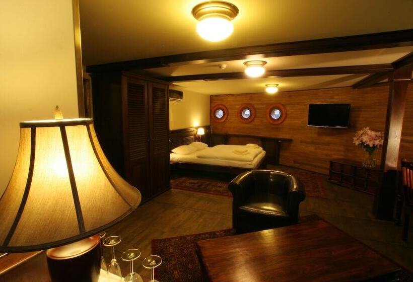 Junior Suite, Boat Hotel Matylda