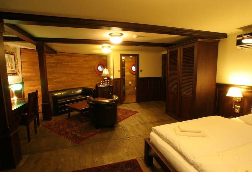 Junior Suite, Boat Hotel Matylda