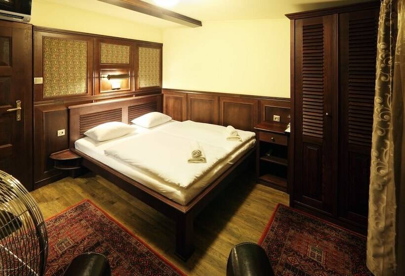 Superior Room, Boat Hotel Matylda