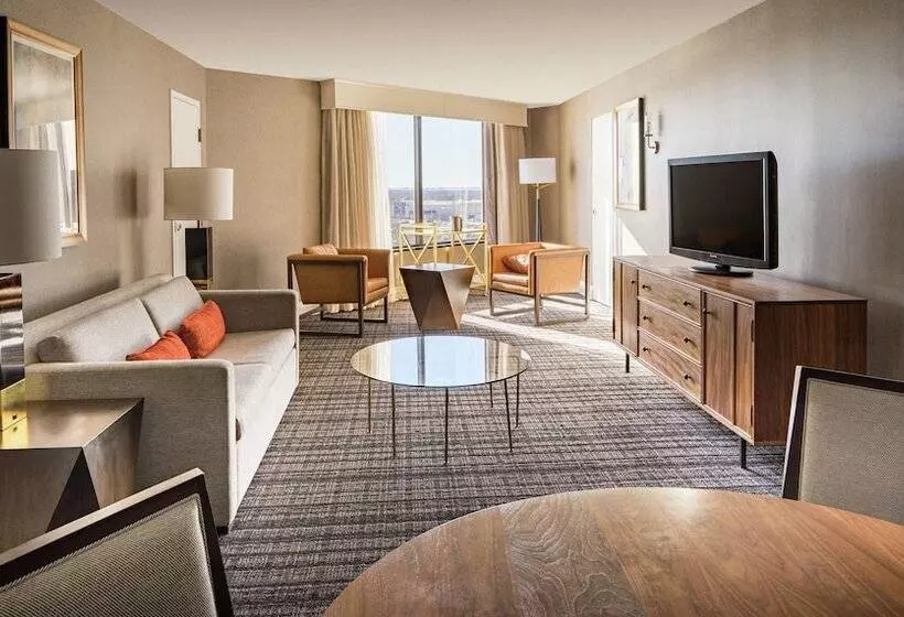 スイート, Doubletree By Hilton Dallas Near The Galleria