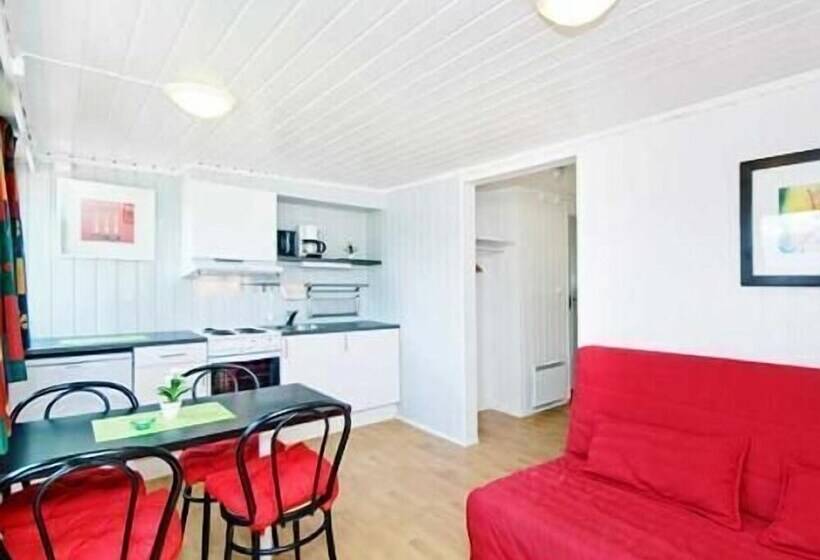 Студия Стандарт, Gjøvik Hovdetun Hostel