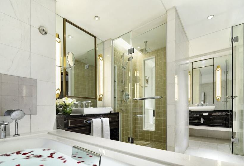 디럭스 스위트, Grand Millennium Shanghai Hongqiao