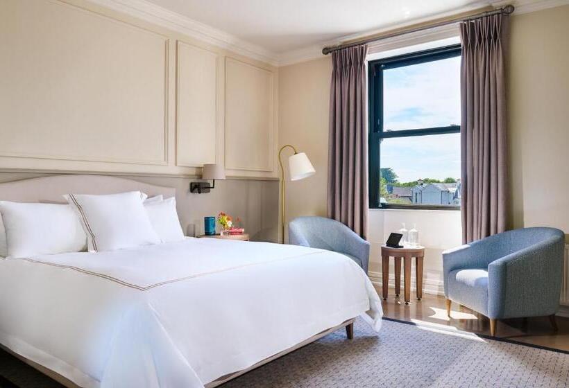 غرفة قياسية, The Lansdowne Kenmare