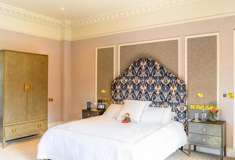 اتاق لوکس, The Lansdowne Kenmare