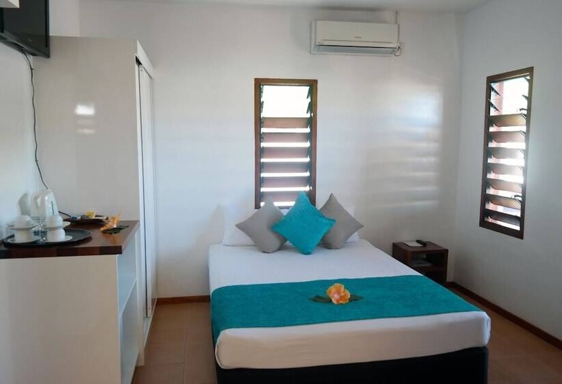 اتاق خانوادگی, Moorings