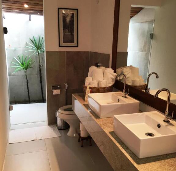 四人标准间, Pousada Coqueiros