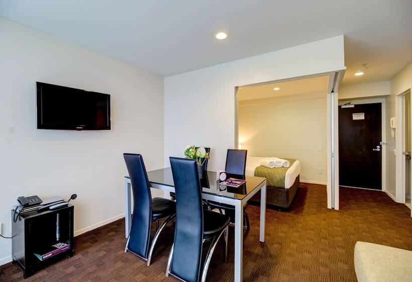 2 베드룸 이그제큐티브 아파트, The Quadrant Hotel & Suites