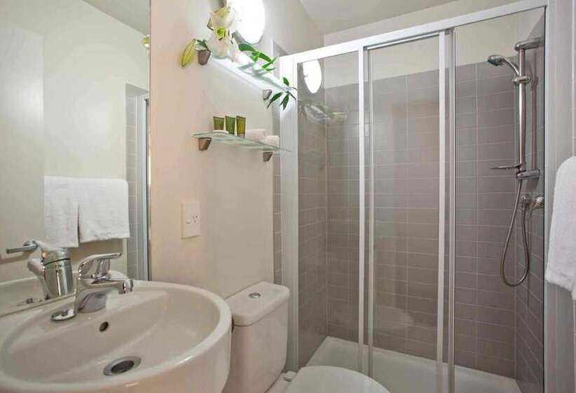 شقة بريميوم غرفة واحدة, The Quadrant Hotel & Suites