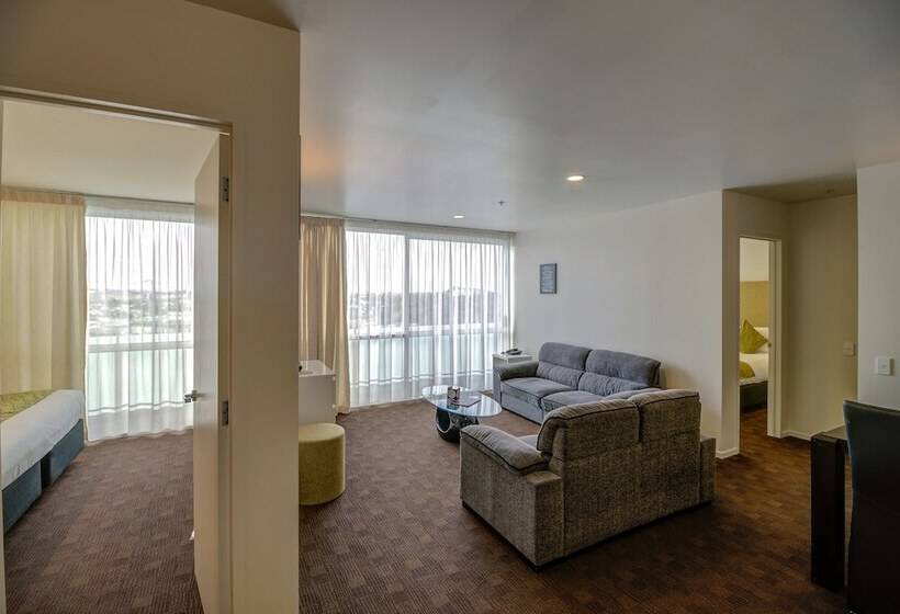 شقة بريميوم غرفتين نوم, The Quadrant Hotel & Suites