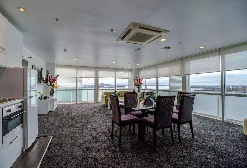 １ベッドルームペントハウスアパート, The Quadrant Hotel & Suites