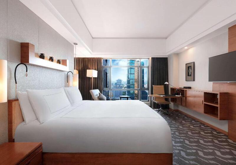 اتاق استاندارد با تخت بزرگ, Swissotel Grand Shanghai