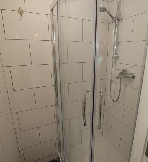 חדר סטנדרט, Holland Inn