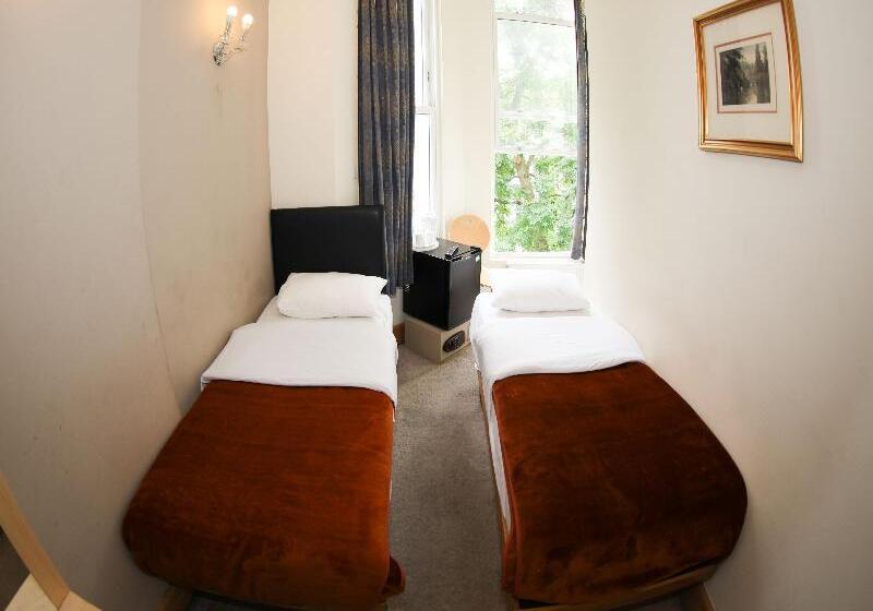 غرفة قياسية, Holland Inn