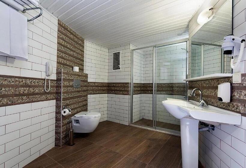 スタンダードトリプルルーム, Club Turtas Beach   All Inclusive