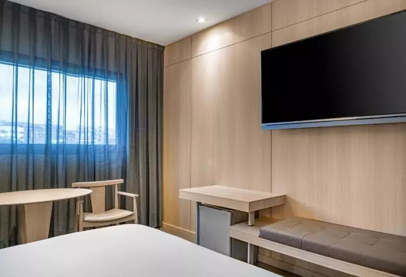 اتاق استاندارد با تخت بزرگ, Ac Hotel Sants By Marriott