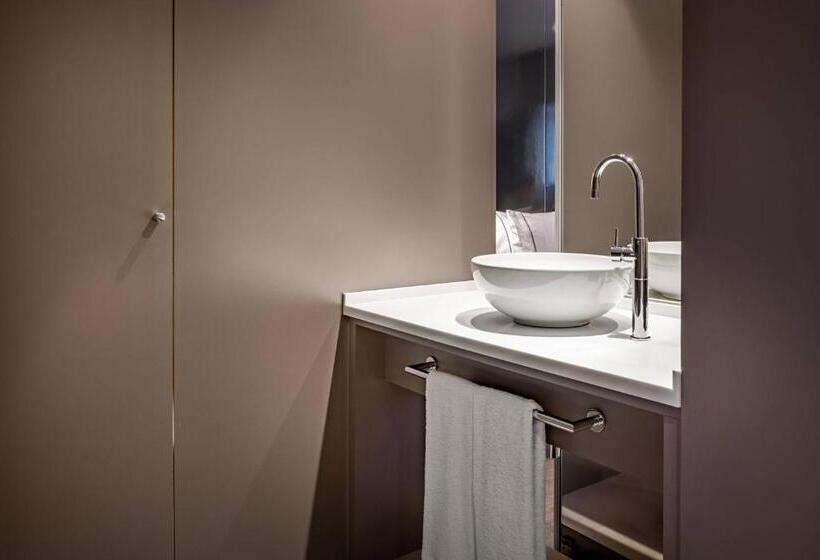 اتاق استاندارد با تخت بزرگ, Ac Hotel Sants By Marriott
