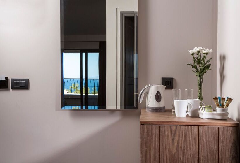 Семейное Бунгало, Aeolos Beach Resort