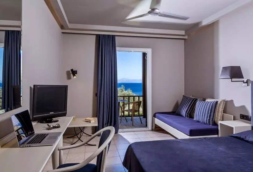 اتاق استاندارد با چشم‌انداز دریا, Aeolos Beach Resort