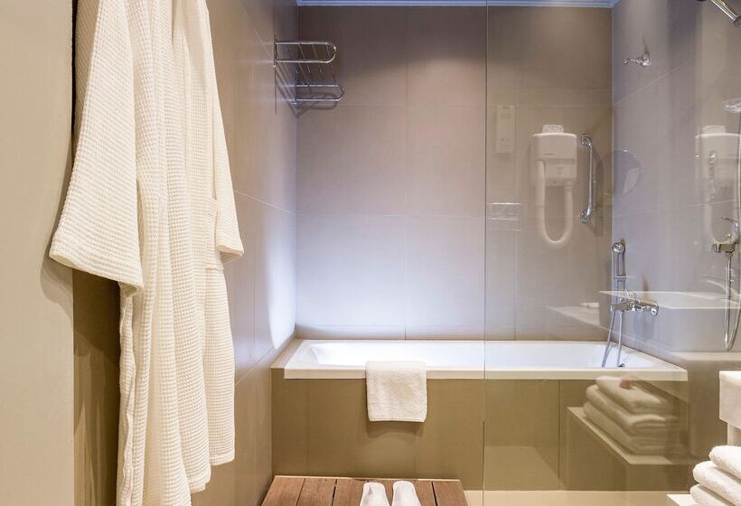 Семейное Бунгало, Aeolos Beach Resort