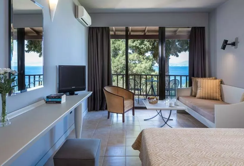 بانگلوی استاندارد با چشم‌انداز دریا, Aeolos Beach Resort