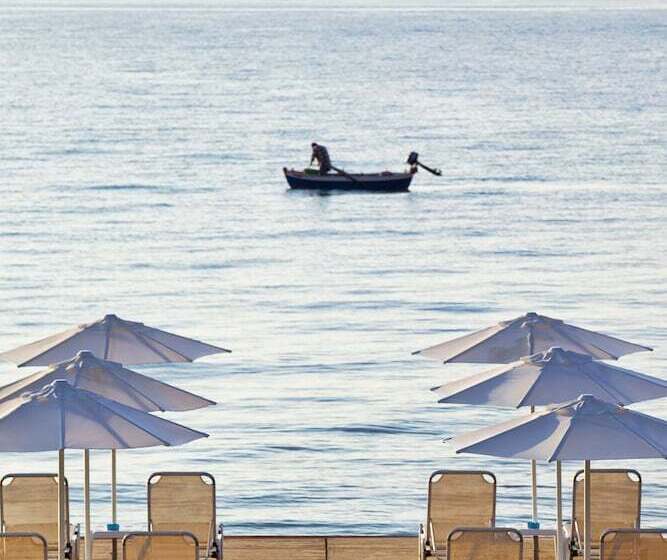 Люкс Семейный 2 Спальни, Aeolos Beach Resort