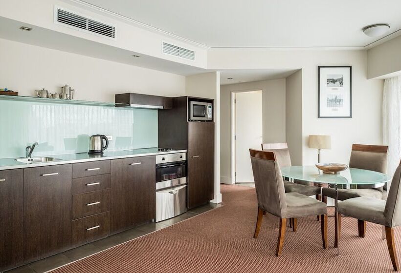 2ベッドスイートルーム, Bolton