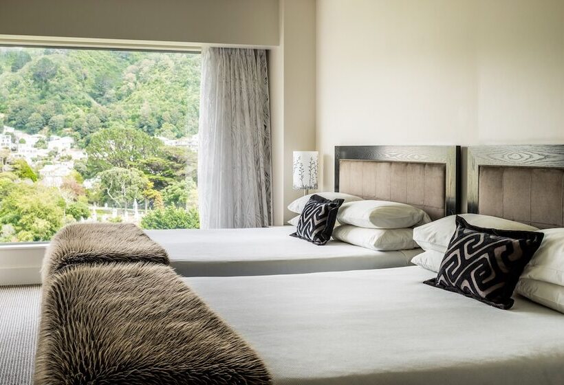 プレミアムスイート, Bolton