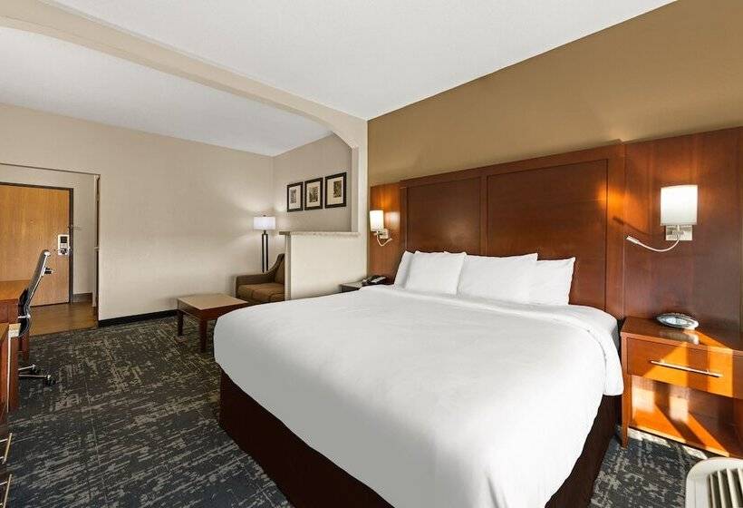 סוויטה, Comfort Suites Kansas Cityliberty