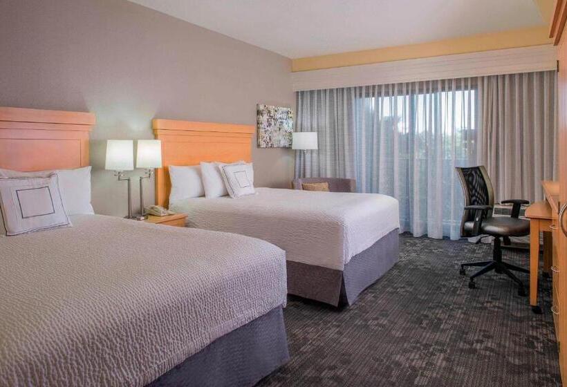 Номер Стандарт, Courtyard By Marriott Sandestin At Grand Boulevard