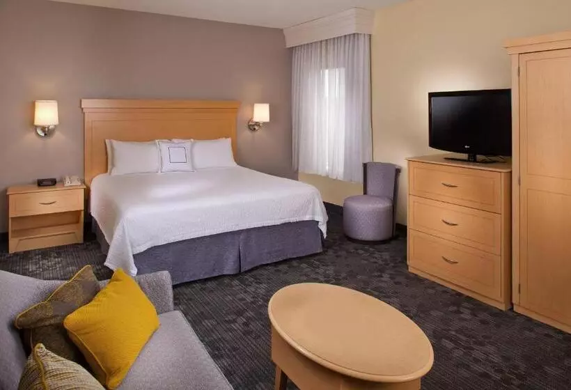 キングサイズベッドのスイートルーム, Courtyard By Marriott Sandestin At Grand Boulevard
