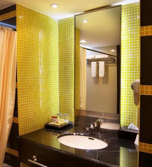 جناح جونيور, Gran Puri Manado