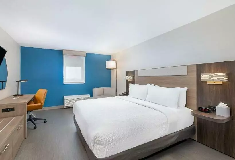 اتاق استاندارد با تخت بزرگ, Holiday Inn Express Atlanta Airport   North By Ihg