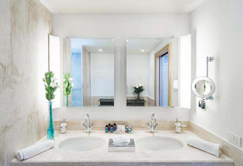 דירת חדר, Is Arenas Resort