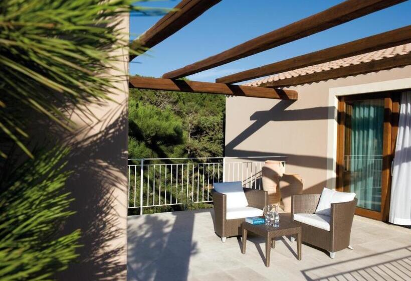 דירת חדר, Is Arenas Resort