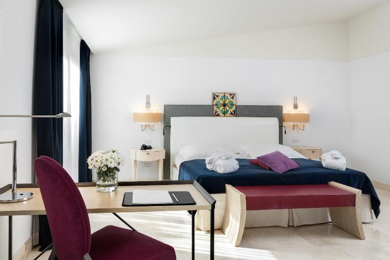 סוויטת ג'וניור, Is Arenas Resort