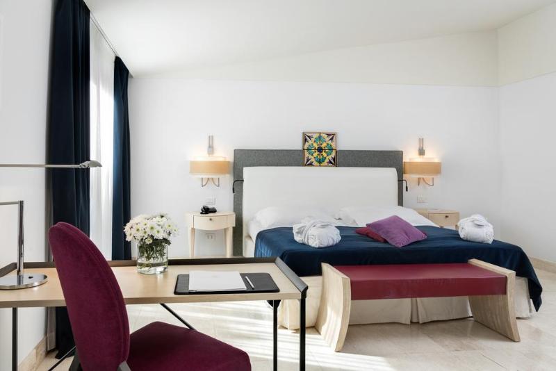 סוויטת ג'וניור, Is Arenas Resort