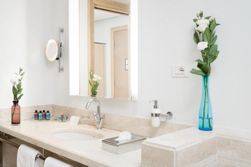 סוויטת ג'וניור, Is Arenas Resort