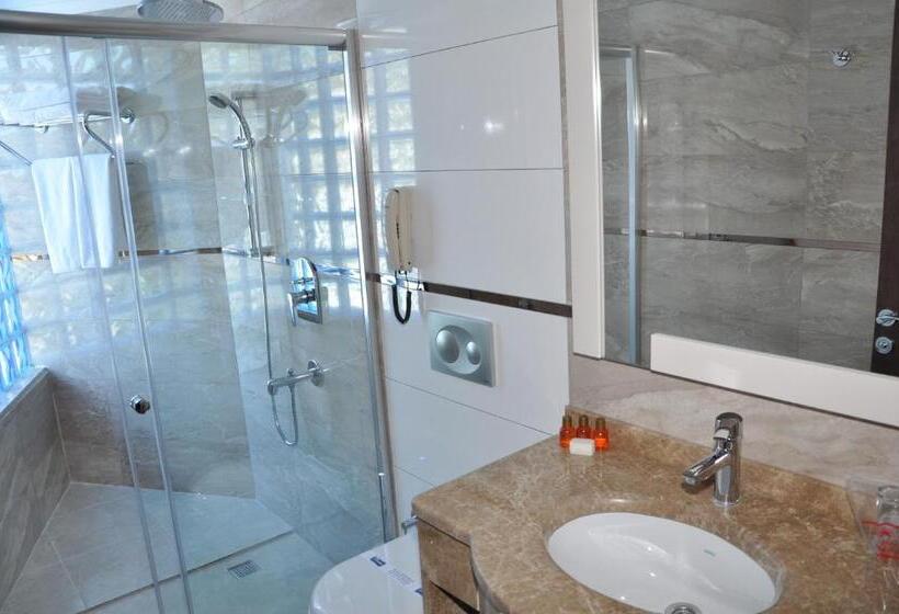 חדר סטנדרט לשלושה, Kleopatra Micador Otel