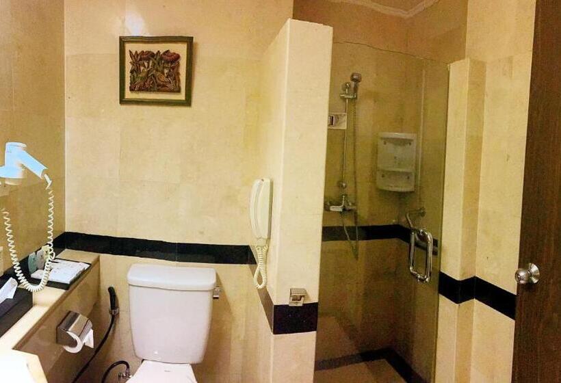 エクゼクティブルーム, Menara Peninsula