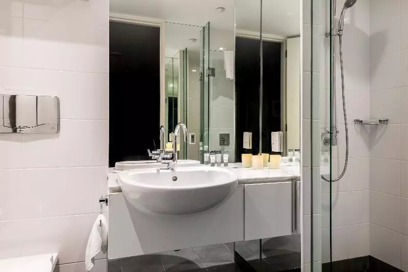 اتاق استاندارد, Oaks Queenstown Club Suites