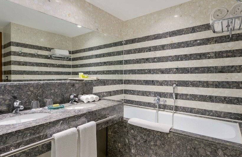 Номер Deluxe, Royal Tulip Brasilia Alvorada