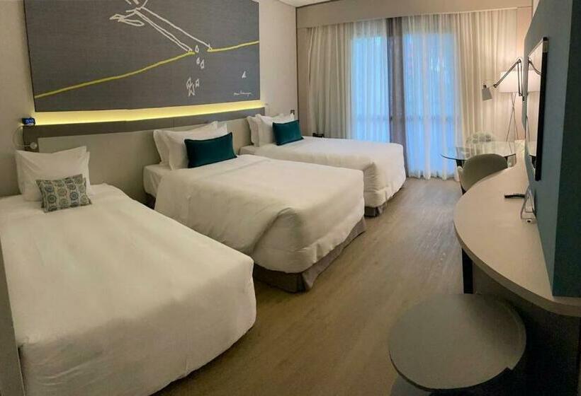 Номер Стандарт Трехместный, Royal Tulip Brasilia Alvorada