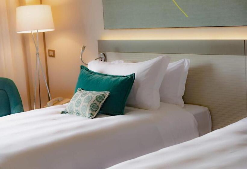 标准三人间, Royal Tulip Brasilia Alvorada