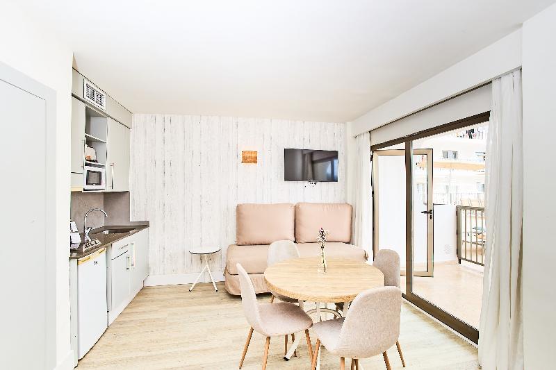带1个卧室的公寓, Leonardo Royal Suites Ibiza Santa Eulalia